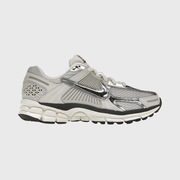 Nike Zoom Vomero 5 Photon Dust Metallic Silver