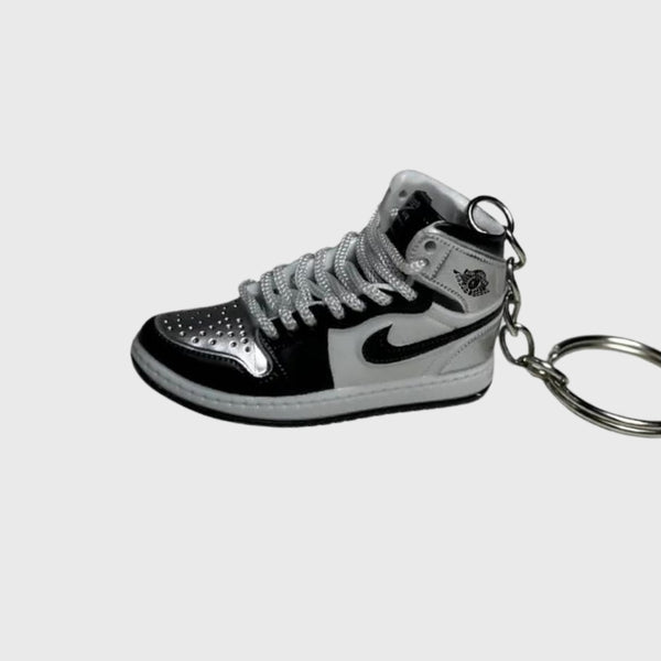 Hyper 3D Sneaker Keychain AJ1 Silver Toe High